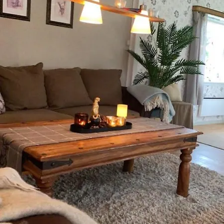 Stort Og Koselig Hjem I Landlige Omgivelser Ferienhaus
