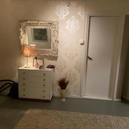 Stort Og Koselig Hjem I Landlige Omgivelser Ferienhaus *